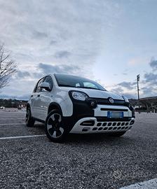 Fiat Panda CITY CROSS hybrid 