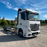 Mercedes 2542 2017 massima lunghezza Scarrabile