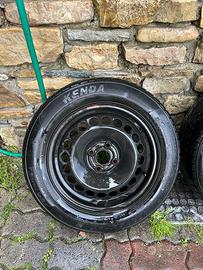 Cerchi ferro opel corsa D 6x15 ET 39 4 fori