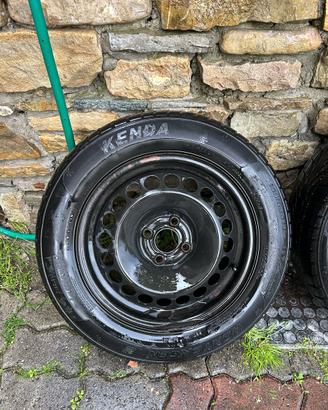 Cerchi ferro opel corsa D 6x15 ET 39 4 fori