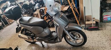 Ricambi aprilia scarabeo 125 200 07-12