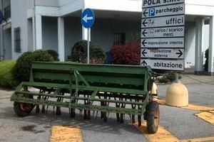 SEMINATRICE PER FRUMENTO MOD. 250X16 USATA