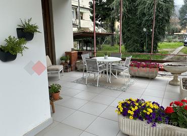 Villa bifamiliare Massarosa [UG487FOVRG]
