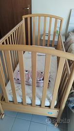 lettino per neonato più materasso 