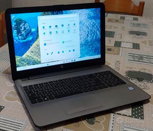 Computer Portatile HP - Windows 11 - SSD