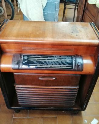Radio Marelli a valvole  350 €