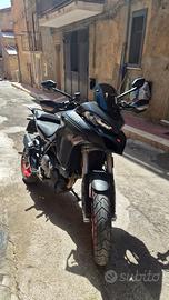 Ducati Multistrada v2s 2023 grey