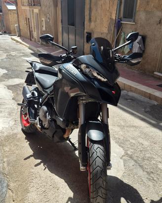 Ducati Multistrada v2s 2023 grey