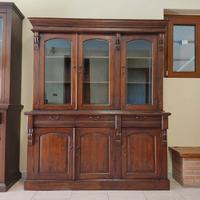 Credenza in legno restaurata