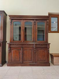 Credenza in legno restaurata
