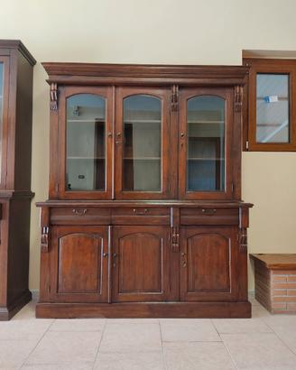 Credenza in legno restaurata