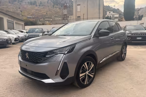 Peugeot 3008 Hybrid 225 e-EAT8 Allure Pack