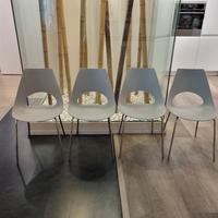 4 sedie in polipropilene  grigio e acciaio cromato