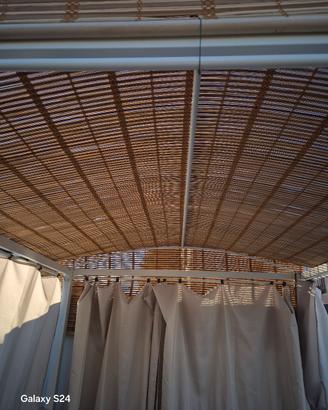letto prendisole a baldacchino