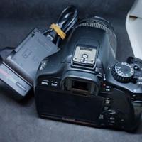 Canon EOS 550D + obiettivo 18-55 IS II