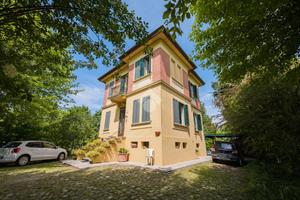 VILLA SINGOLA A ZOLA PREDOSA