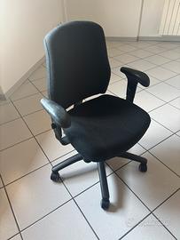 Sedia con rotelle da ufficio