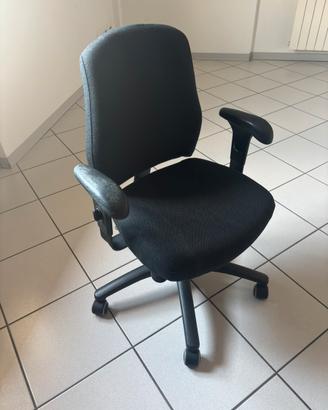 Sedia con rotelle da ufficio