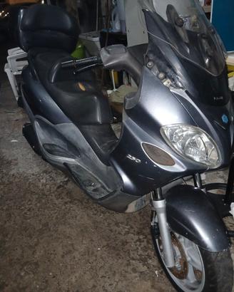 piaggio x9