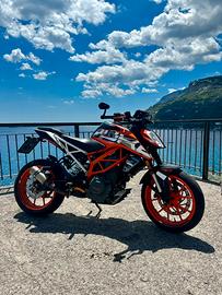 KTM duke 390