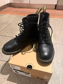 Dr. Martens n.39