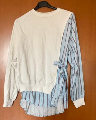 Felpa bianca con camicia a righe