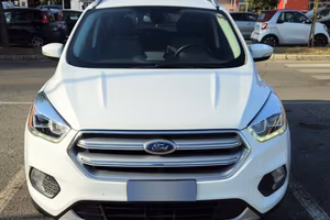 Ford Kuga 1.5 Tdci 120 CV (ok per neopatentati)