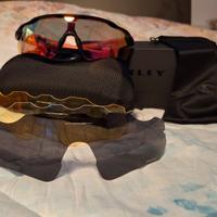 Occhiali Oakley radar EV Path con più lenti Prizm 