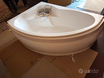 Vasca da bagno angolare