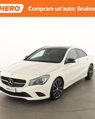 MERCEDES-BENZ CLA 220 YB26681