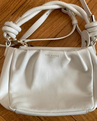 Ted Baker - Borsa