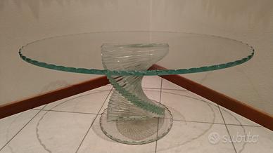 TAVOLINO OVALE IN CRISTALLO