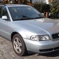 Audi A4 Avant 1.8T  150 cv cambio Tiptronic