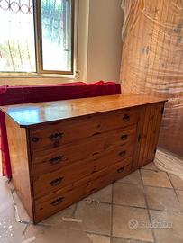 Mobile cassettone in legno massello