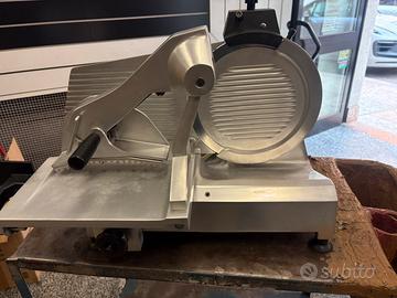 Affettatrice lama cm 30 220 volt