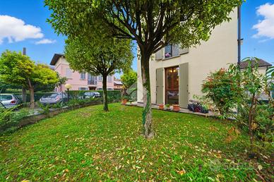 2 LOCALI A NOVELLARA