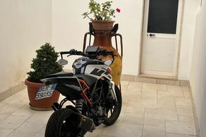 Ktm duke 125