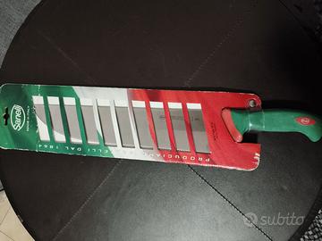 Coltello Sanelli.