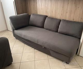 Divano 2 moduli + copridivano grigio