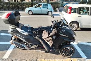 scooter Metropolis 400i allure del 5/ 2022