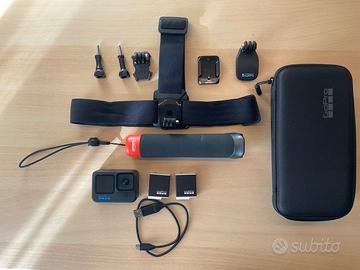 GoPro hero 11 black con accessori