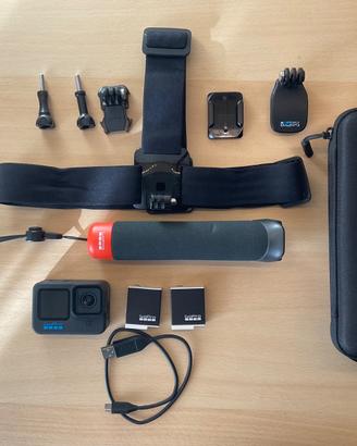 GoPro hero 11 black con accessori