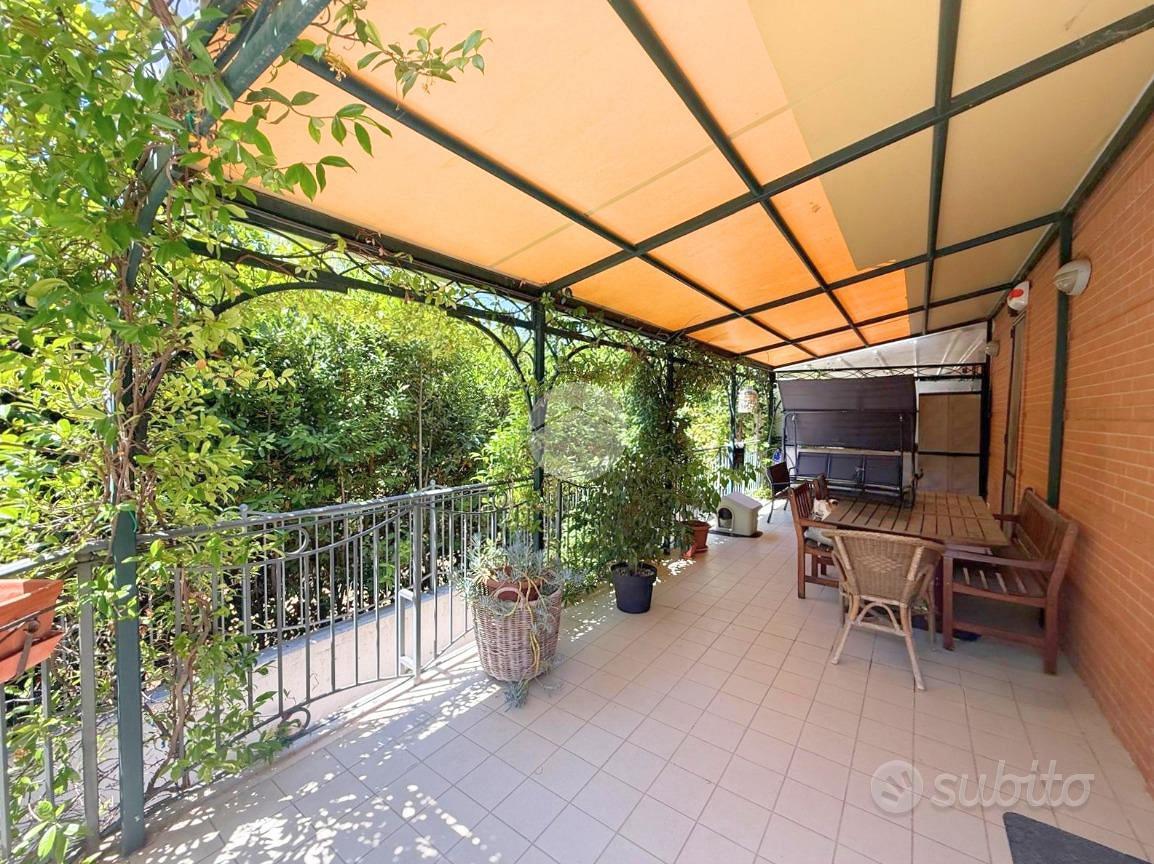 Casa – Lucera, Contrada Percettore - Vista 5