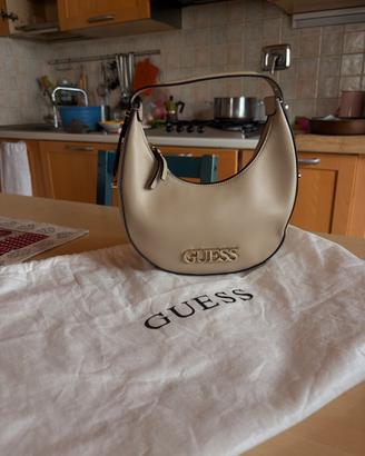 Borsa Guess mezzaluna