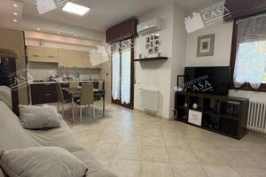 Appartamento di 95 m² con 4 locali e box auto a Ca