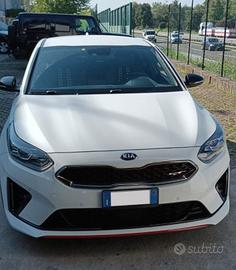 Kia Proceed GT 1.6-T-GDI 204 CV DCT