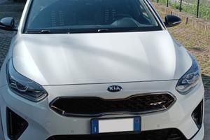 Kia Proceed GT 1.6-T-GDI 204 CV DCT