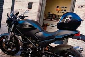 Ducati Monster 695 Total Black limite edition