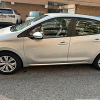 PEUGEOT 208 2015 1.4 GPL