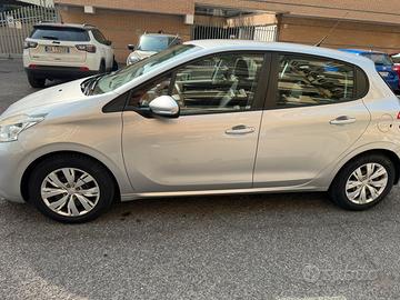PEUGEOT 208 2015 1.4 GPL